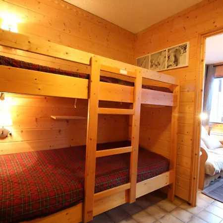 Apartment 4 Pers. Avec Balcon, Proche Pistes Et Commerces, Parking Inclus - - Fr-1-572-181 Araches-la-Frasse